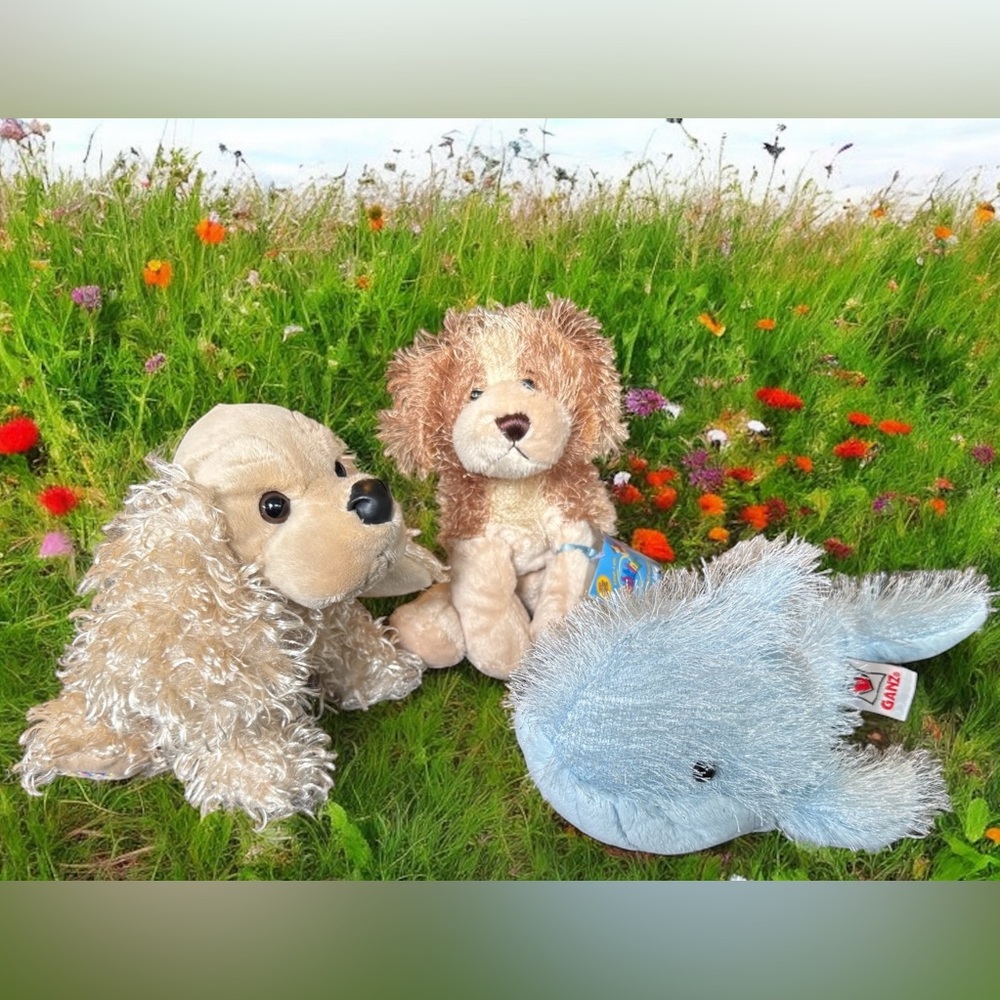 Lot Of 3 Webkinz Blue whale,Cocker Spaniel New read